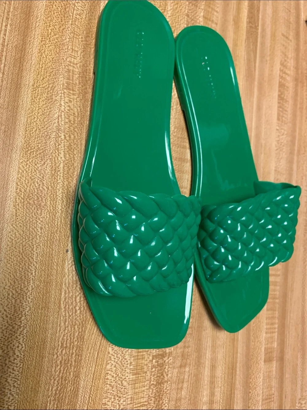 Old Navy Glossy Emerald Green Jelly Slide Sandals